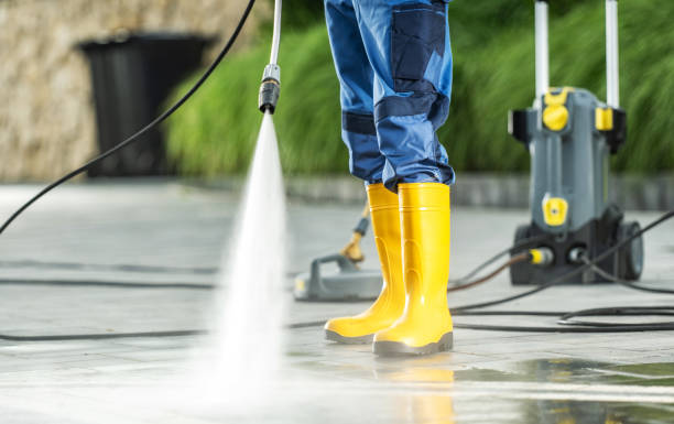 Best Pressure Washing Siding  in Pitcairn, PA